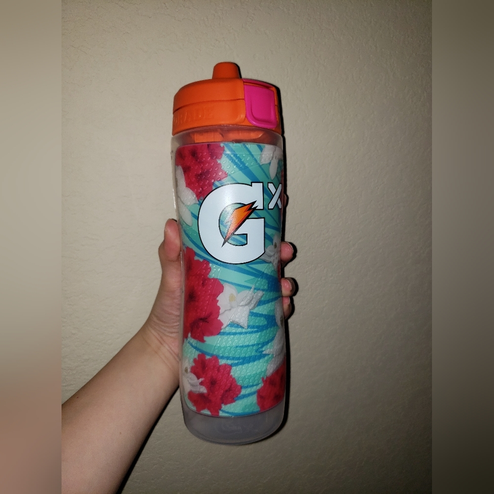 Gatorade × DK Metcalf Water Bottle